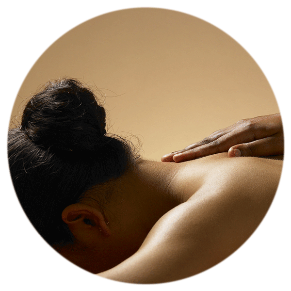 Rücken Nacken Massage mit Kräuterstempel 
